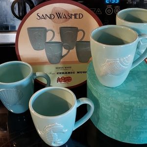 Cracker Barrel Mug Set
